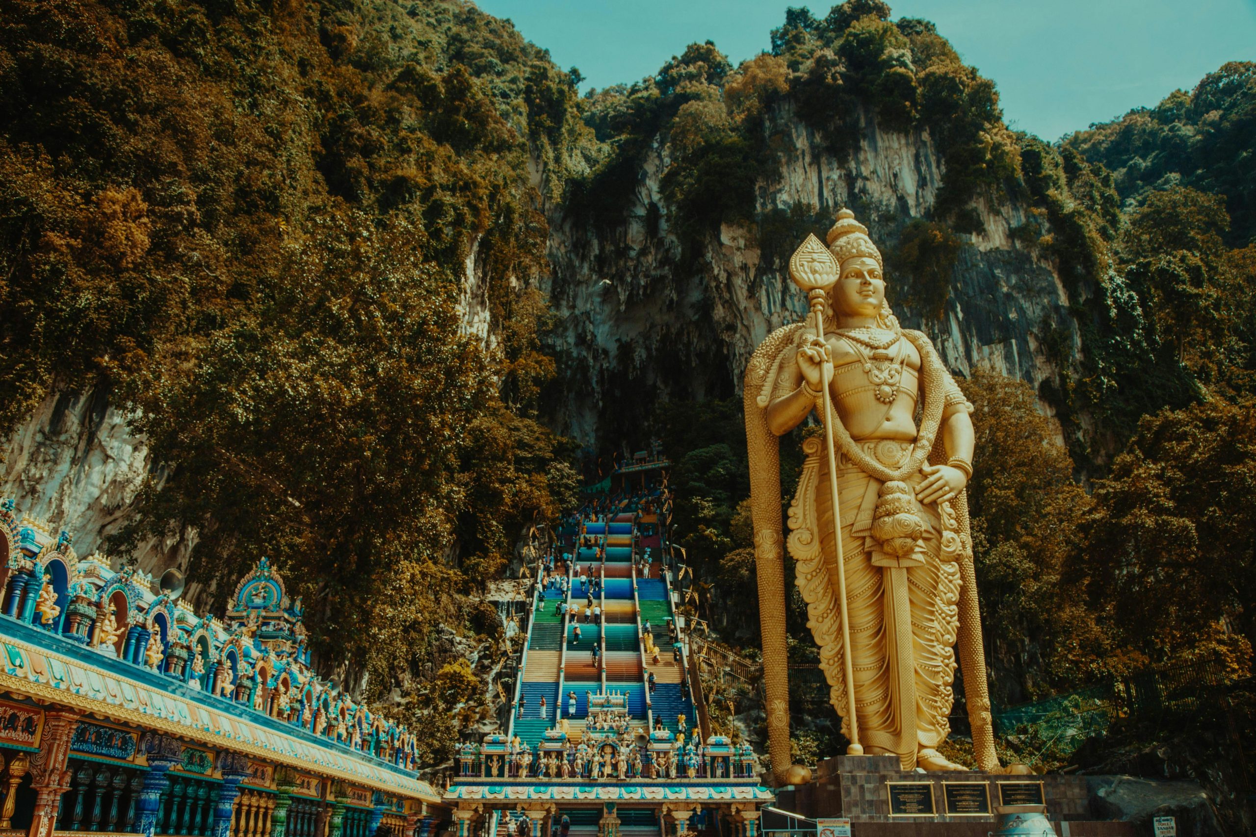 pexels-niko-cezar-batu cave